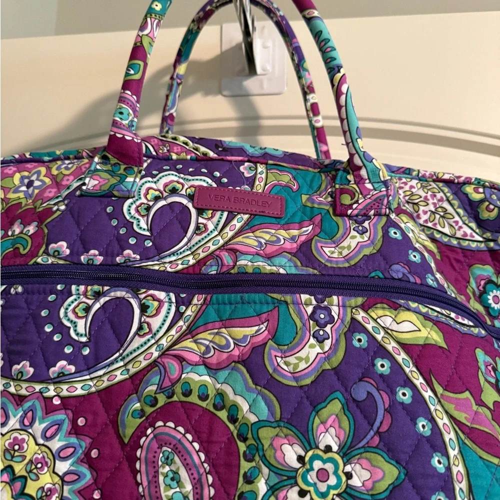 Vera Bradley Quilted Purple Paisley duffel -Heather pattern - Picture 3 of 6